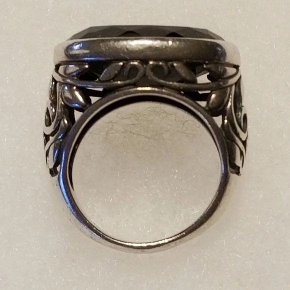 Silpada Sterling Silver & Chalcedony Ring - Picture 8 of 13